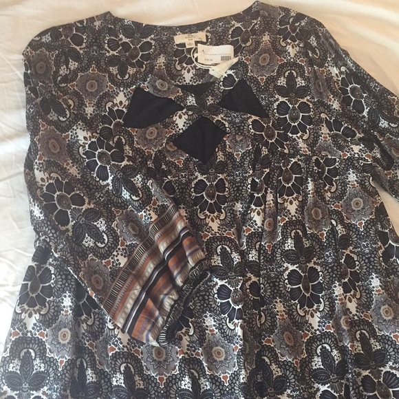 NWT dress with cutouts - Picture 7 of 7